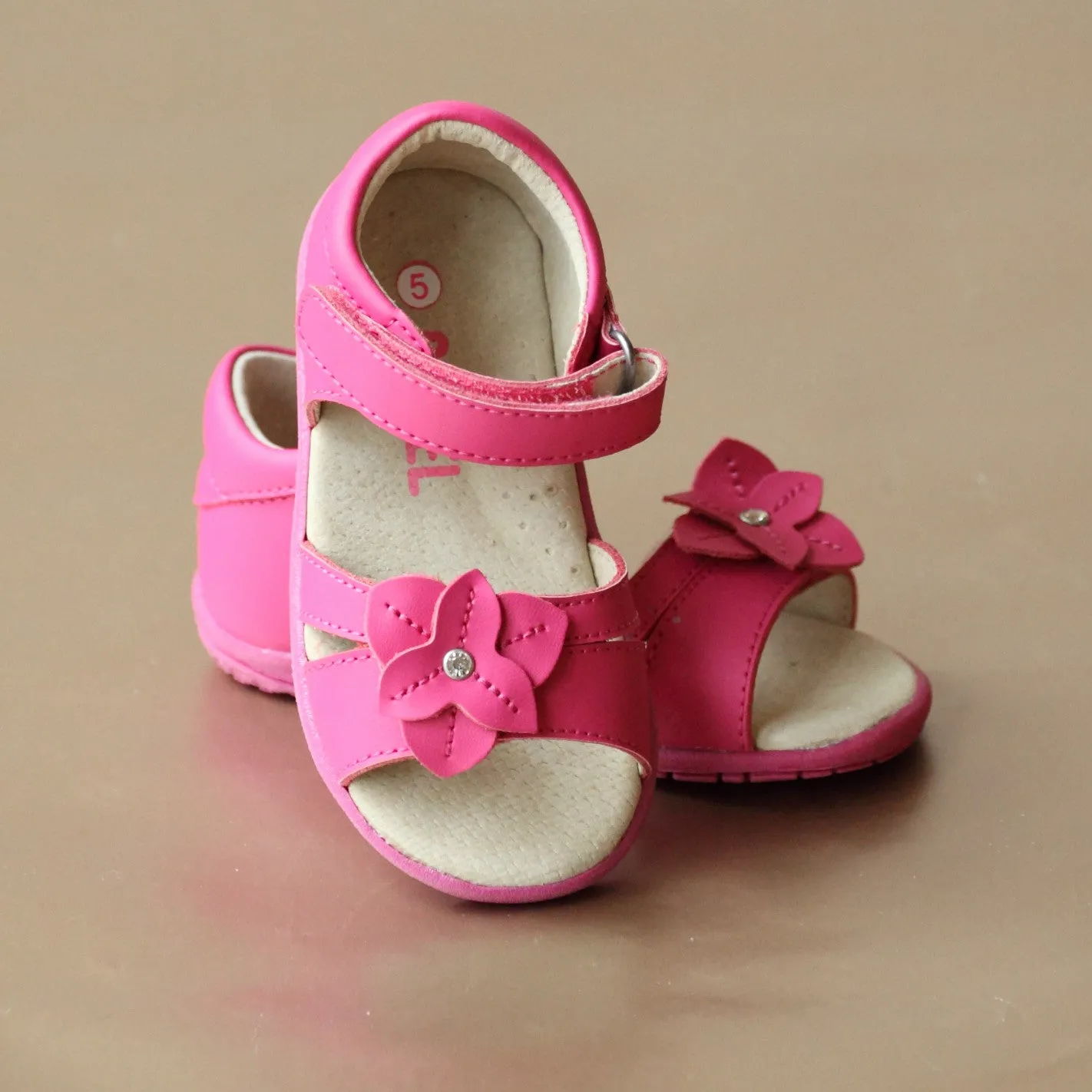 Angel Toddler Girls Comfortable Leather Flower Sandal