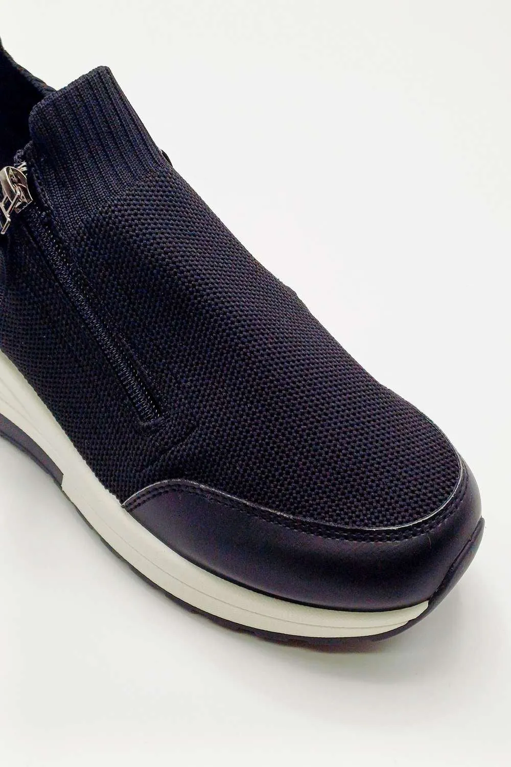 Axel Slip On Side Zip Trainers in Black