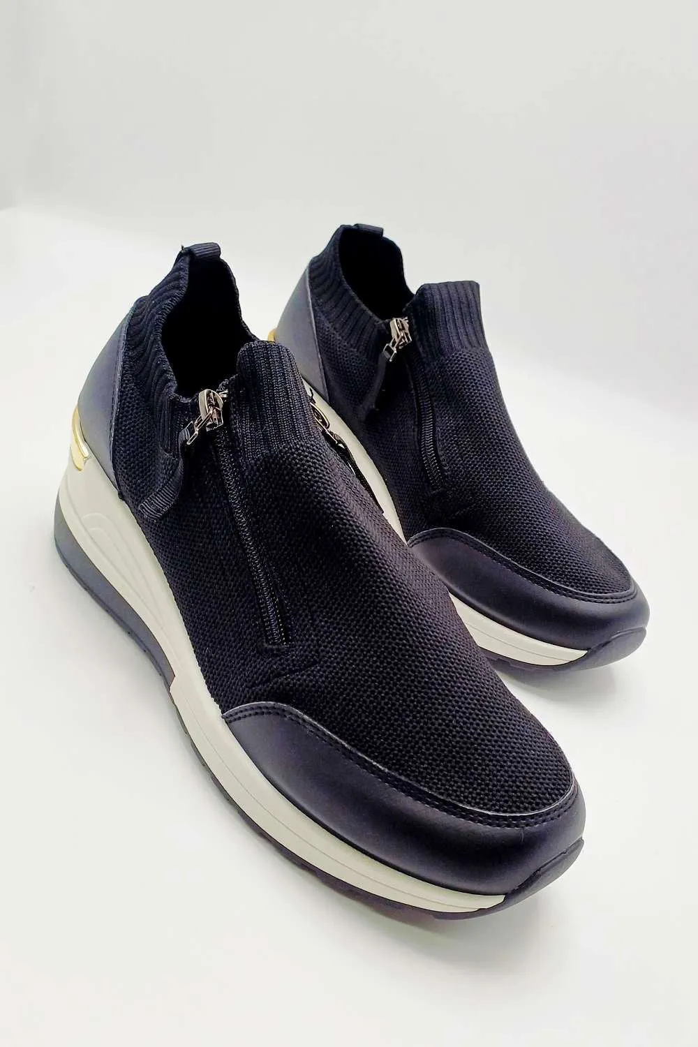 Axel Slip On Side Zip Trainers in Black