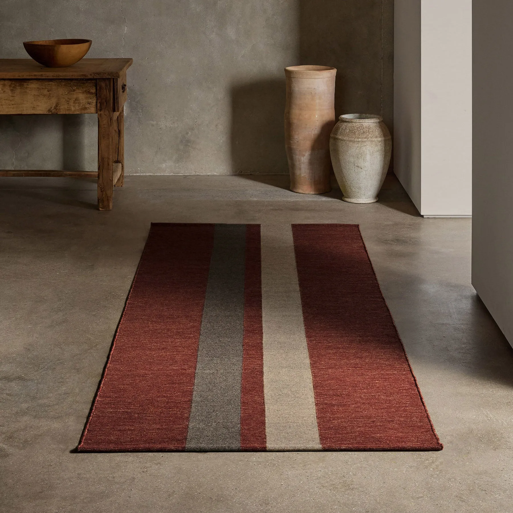 Double Stripe Runner - Wine/Flint/Oyster