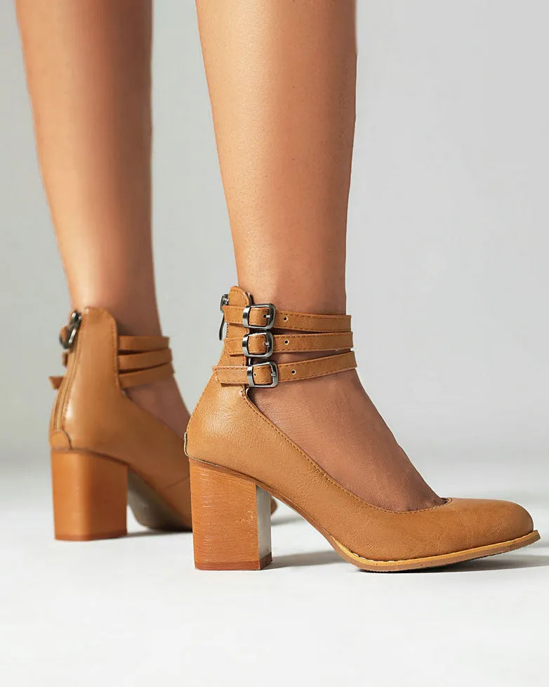 elveswallet One-Strap Chunky Heel Mary Jane Sandals