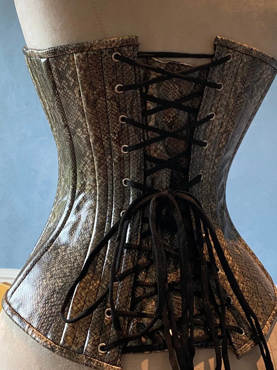 Fake snake leather Edwardian pattern PVC corset featured in magazines. Steelbone custom corset, renaissance, gothic, steampunk, bespoke, victorian