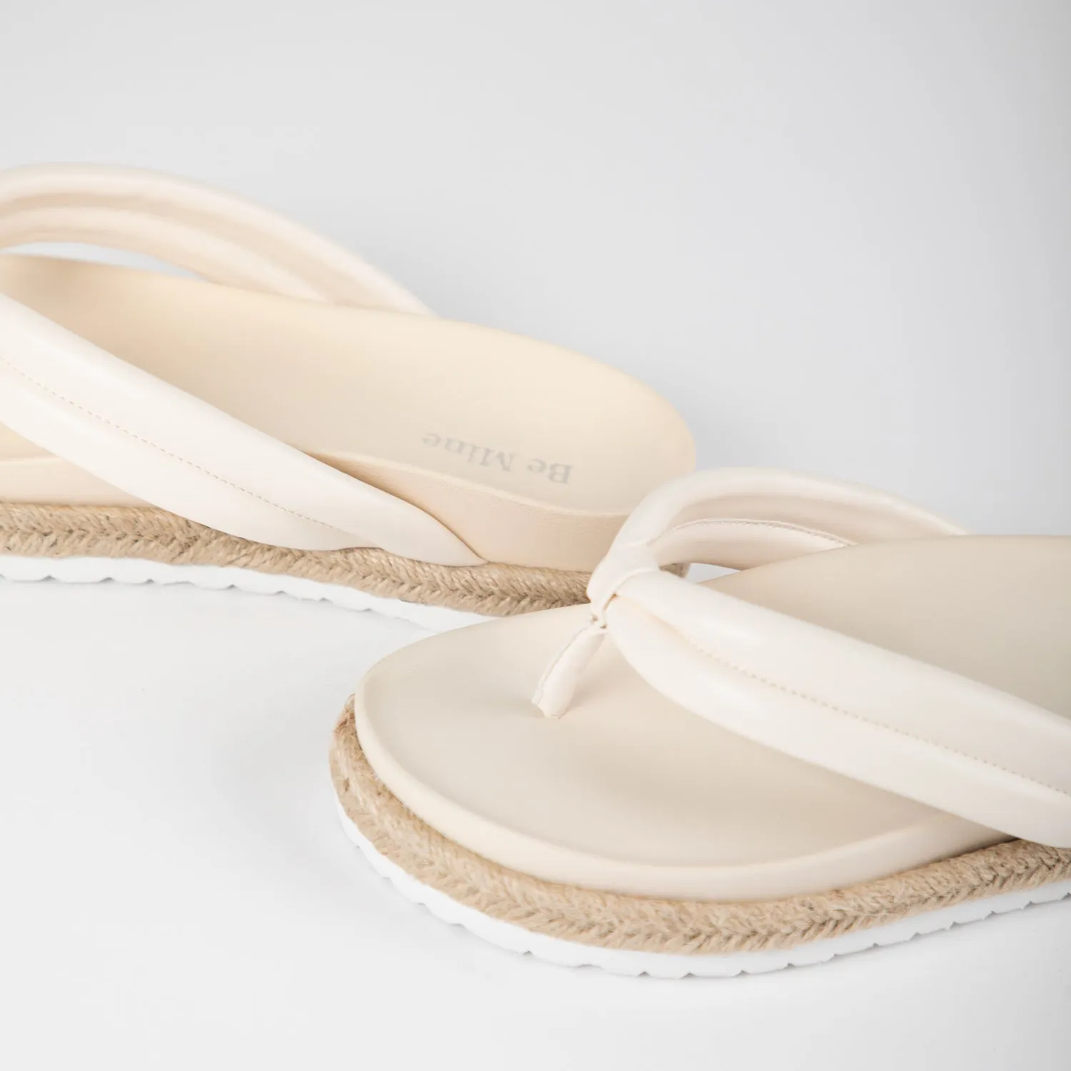 RAID Calvine Wide Fit Flat Sandals in Cream