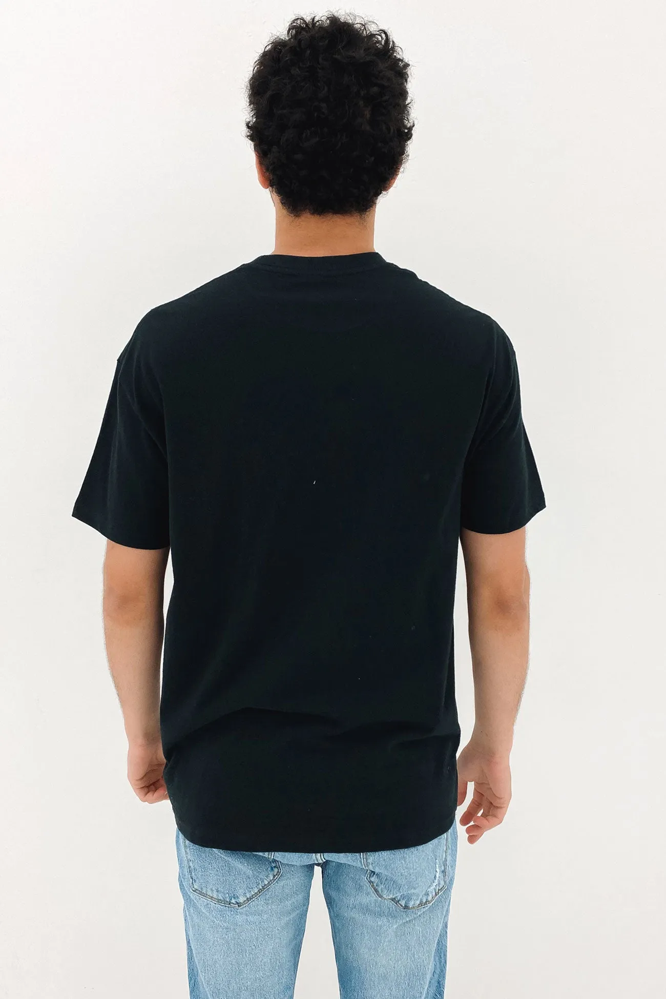 S Wreath Short Sleeve Tee Black