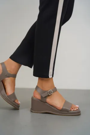 WEDGE MAMA SANDALS