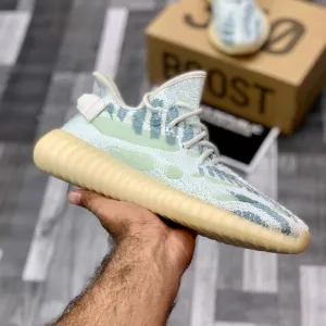 Yeeezzyy 350 v3 Glow (Ice) Real Boost Premuiim Batch